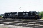 NS 700 & 3102 in Glenwood Yard